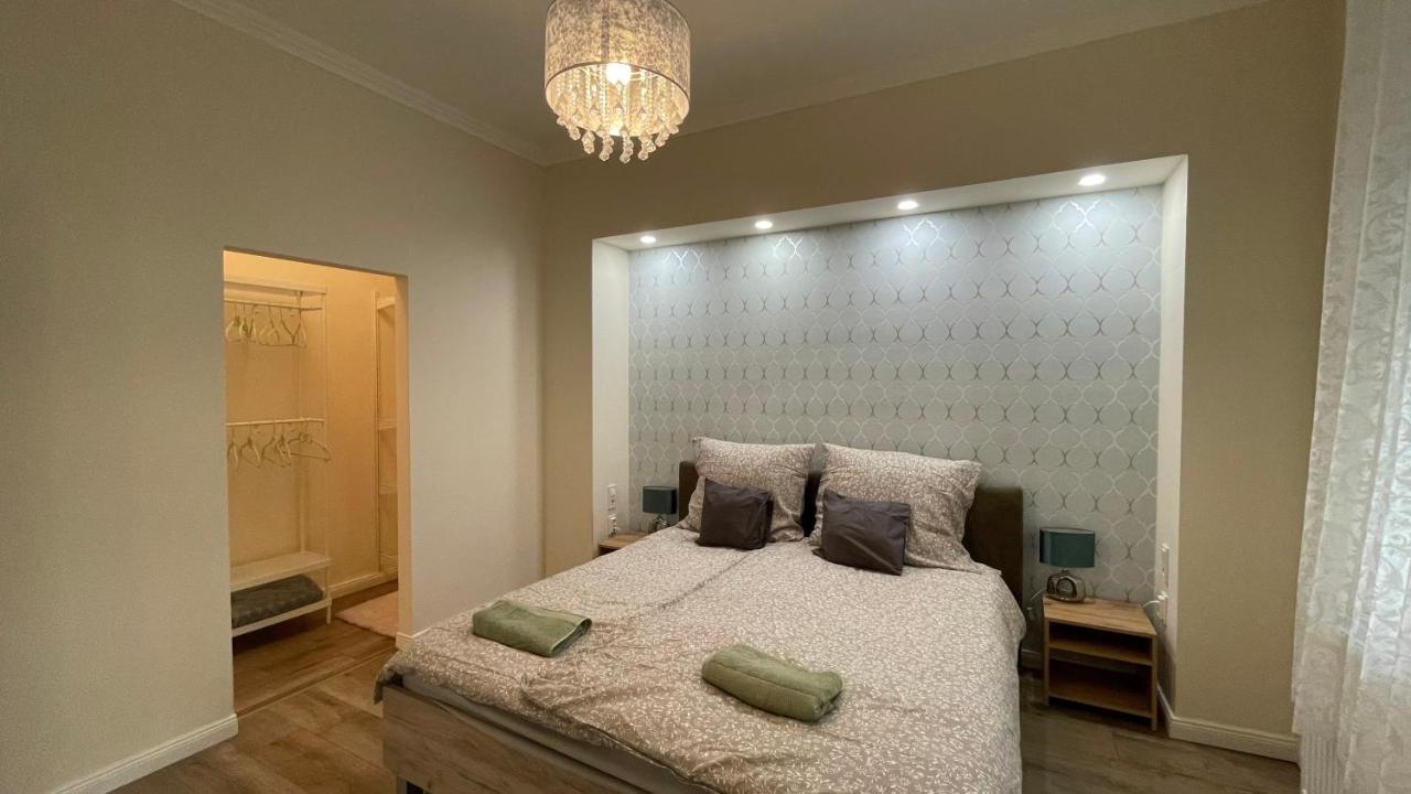 Buda Garden Apartment Budapest Esterno foto